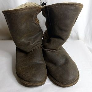 Bearpaw winter boots